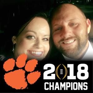 Meet your Posher, Dustin